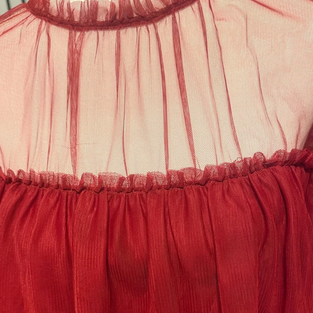 Chic Red Ruffle Sleeve Blouse - Picture 4 of 6